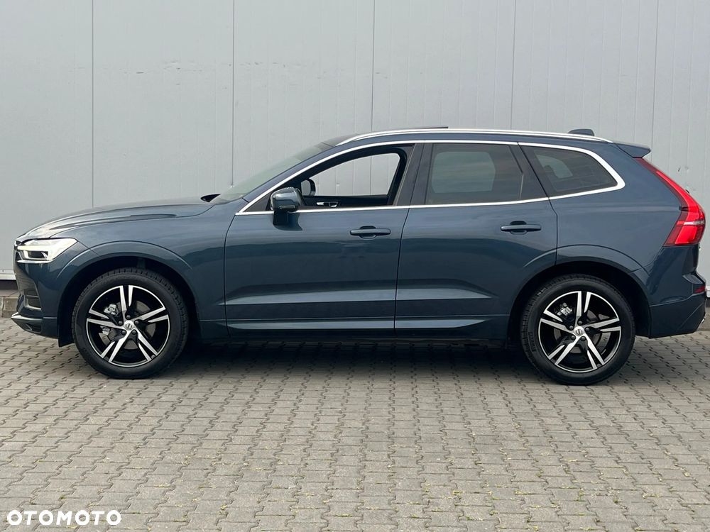 Volvo XC 60 D5 AWD Momentum - 3