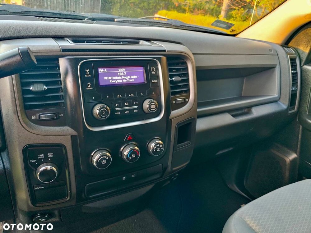 Dodge RAM - 23