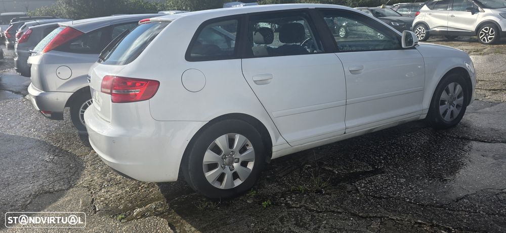 Audi A3 Sportback 1.6 TDI Sport - 5