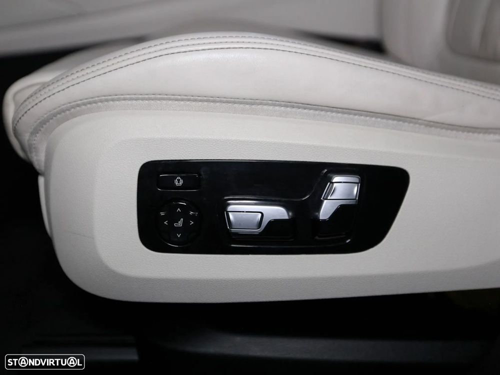 BMW X6 M50i Pack 50 anos - 45