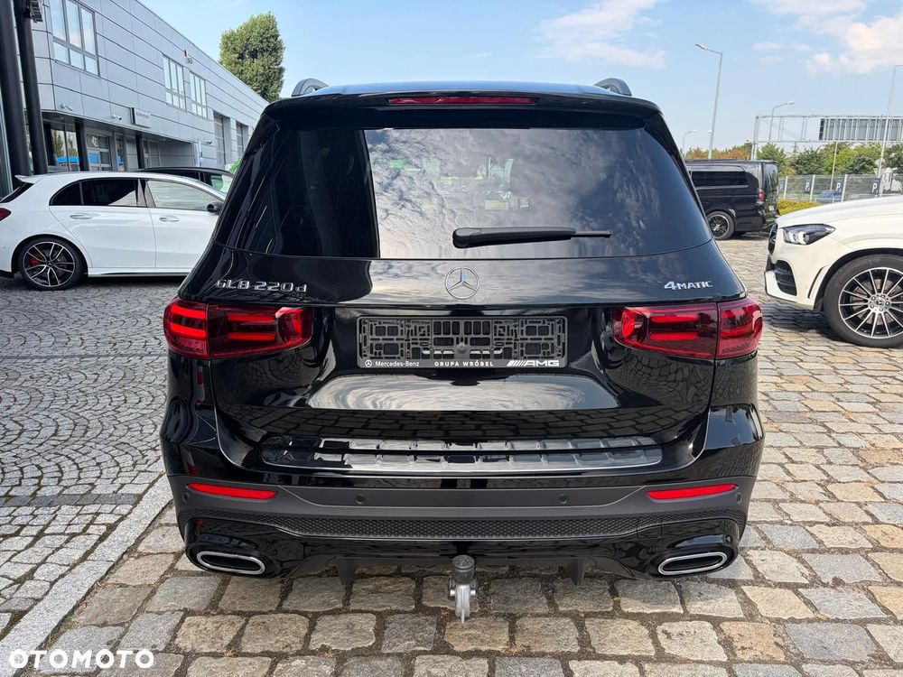 Mercedes-Benz GLB 220 d 4-Matic AMG Line 8G-DCT - 5