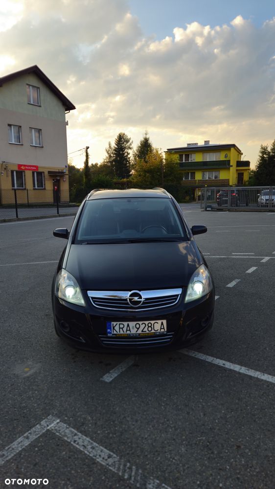 Opel Zafira 1.8 Innovation 110 Jahre - 15