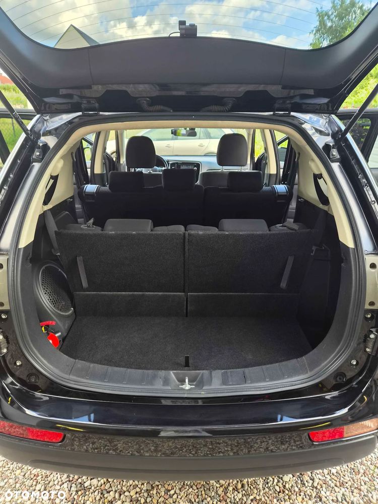 Mitsubishi Outlander 2.0 Intense + CVT - 11