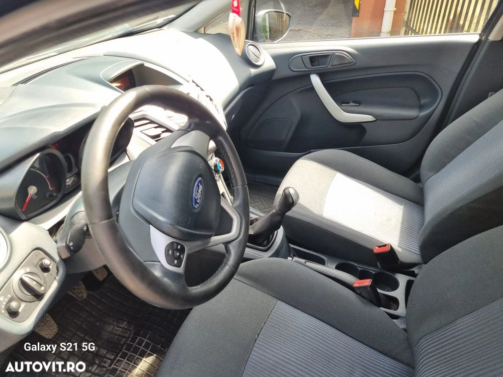 FORD Fiesta 2012 — imagine 15