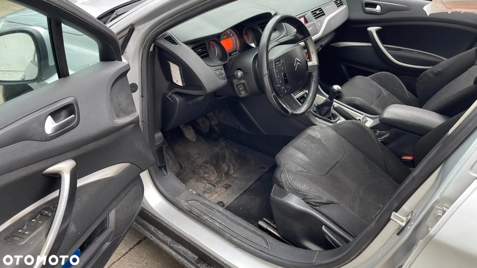 Citroën C5 1.6 HDi Attraction - 26