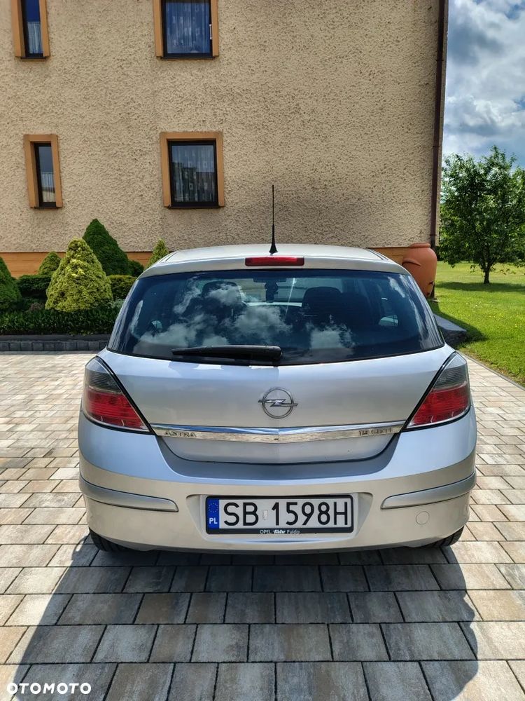 Opel Astra 2007 photo 4