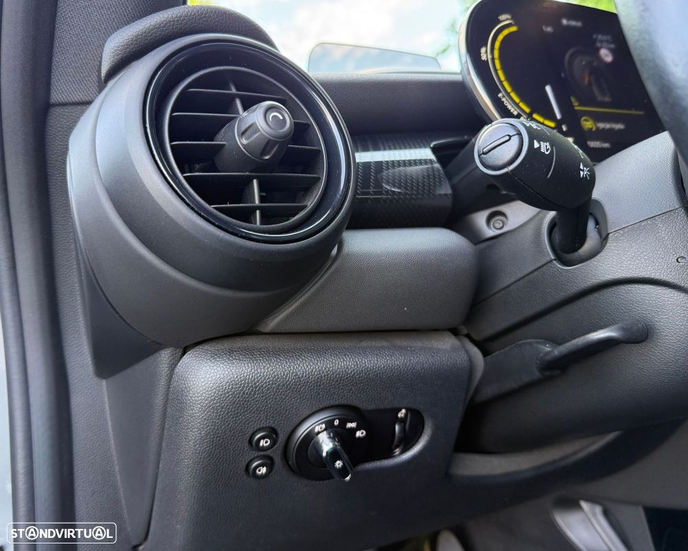 MINI 3 Portas Cooper SE Premium Essential - 14