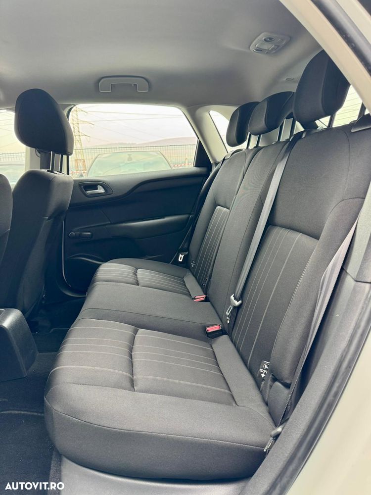 Citroën C4 BlueHDi 100 Business Class - 28