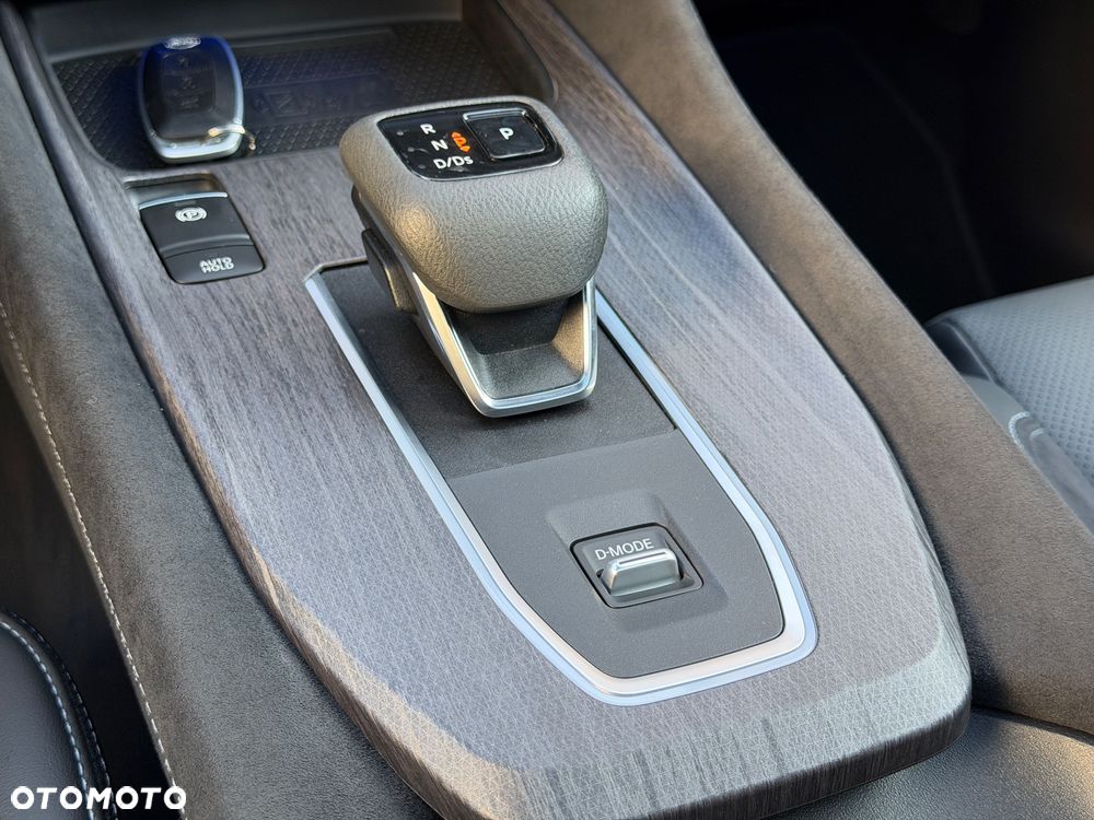 Nissan Qashqai 1.3 DIG-T MHEV Xtronic Tekna+ - 24