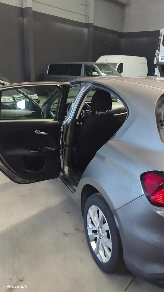 Fiat Tipo 1.3 M-Jet Easy - 13