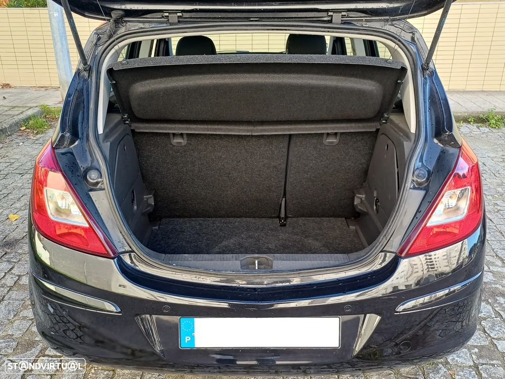 Opel Corsa 1.2 Enjoy - 40