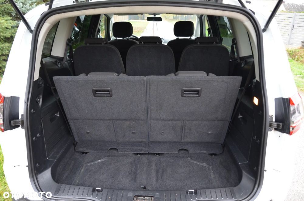 Ford S-Max 2.0 TDCi DPF Titanium - 12
