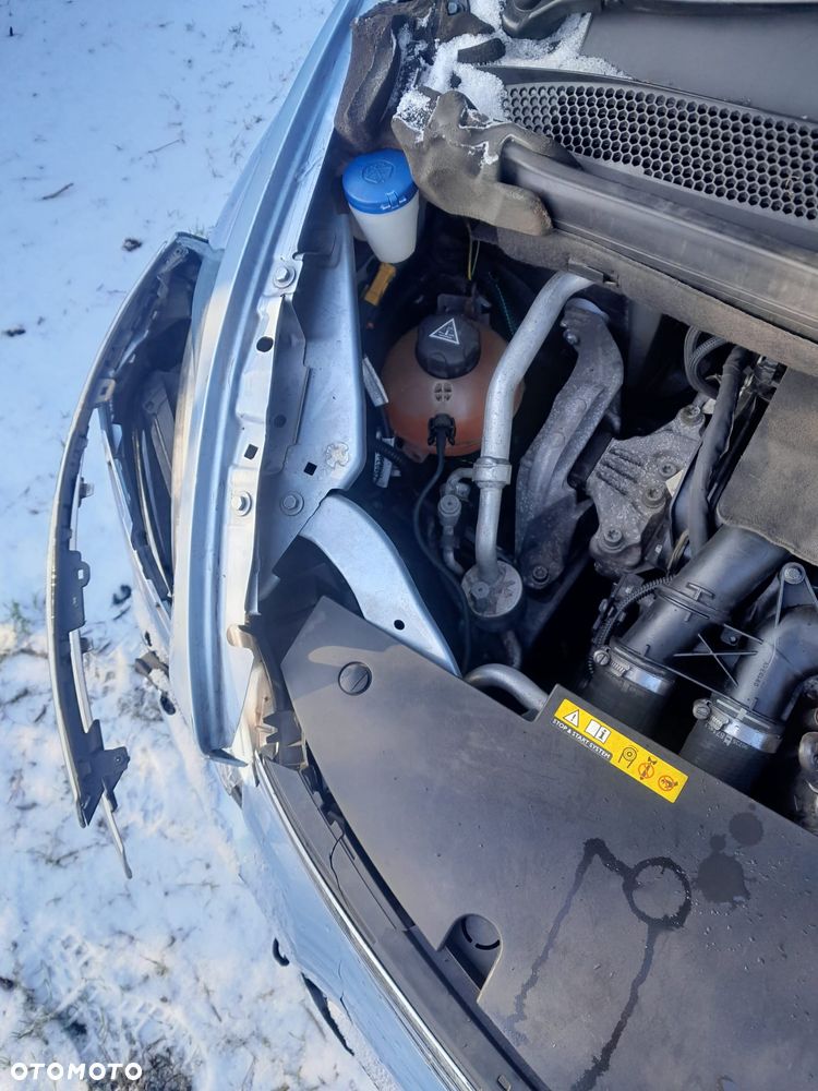 Citroën C4 Picasso 1.6 e-HDi Exclusive - 4