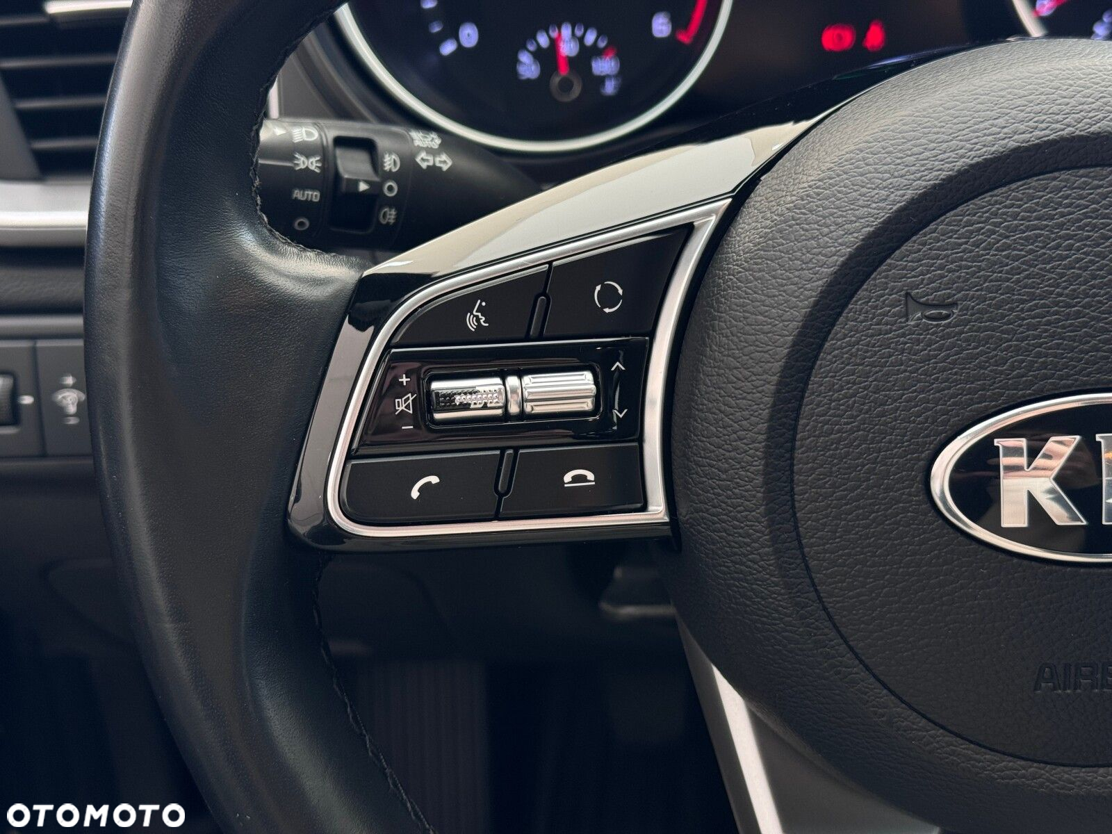 Kia Ceed - 21