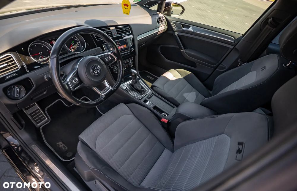 Volkswagen Golf - 19