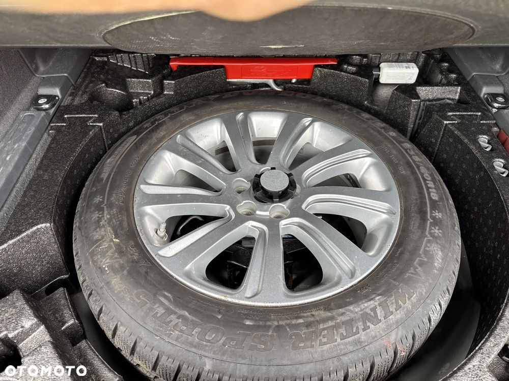 Land Rover Discovery Sport 2.0 Si4 HSE - 23