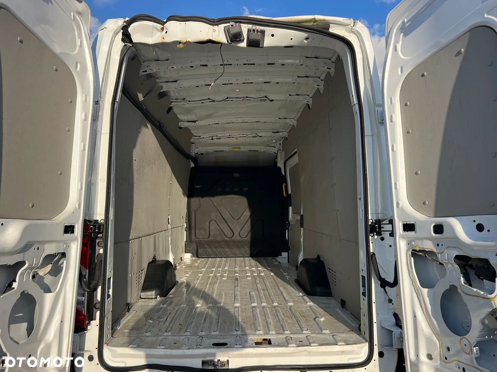 Ford Transit - 8