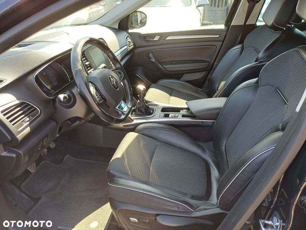 Renault Megane ENERGY dCi 130 BOSE EDITION - 16