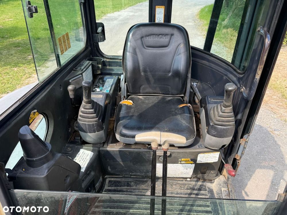Hitachi Zx 35 U - 13