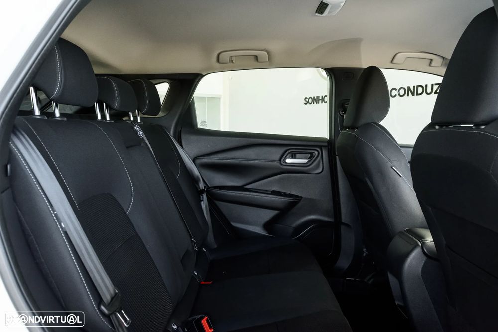 Nissan Qashqai 1.3 DIG-T Acenta - 24