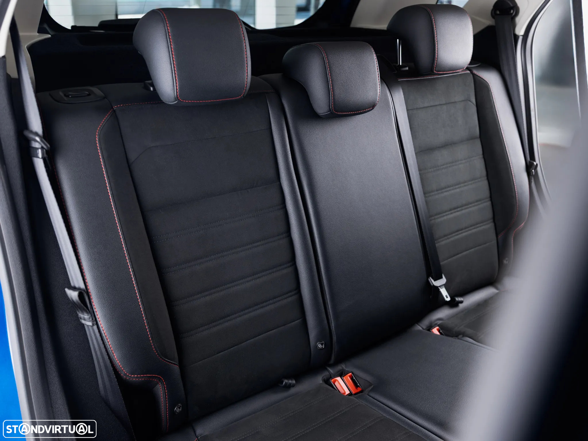 Ford EcoSport 1.0 EcoBoost ST-Line Plus - 29