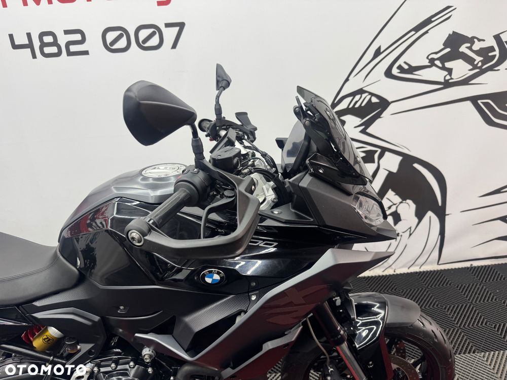 BMW XR - 38