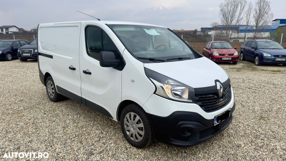 Renault Trafic - 9