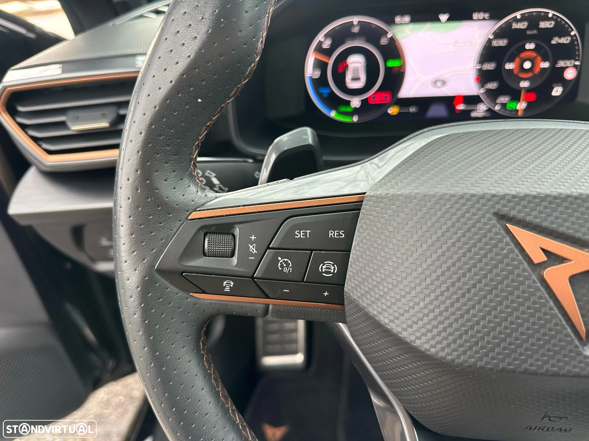 Cupra Leon 1.4 e-Hybrid DSG - 23