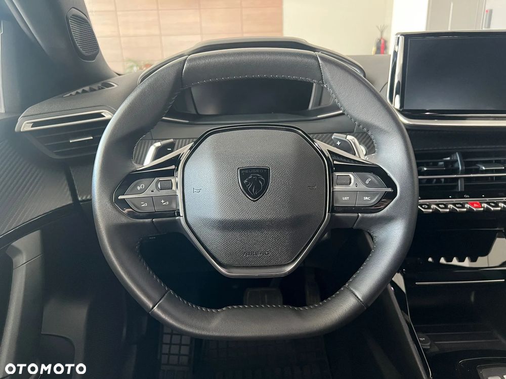 Peugeot 2008 PureTech 130 Allure S&S EAT8 - 14