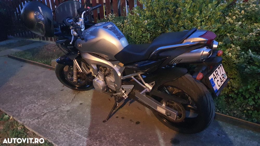 Yamaha FZ-6S Fazer - 1