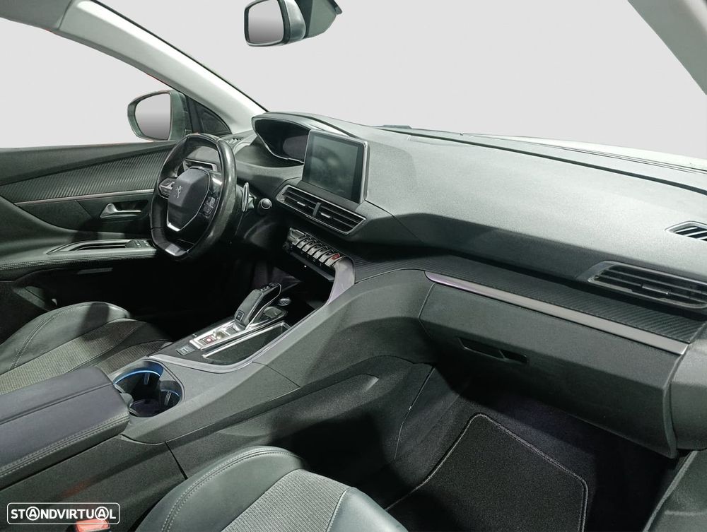 Peugeot 3008 1.2 PureTech Allure EAT8 - 7