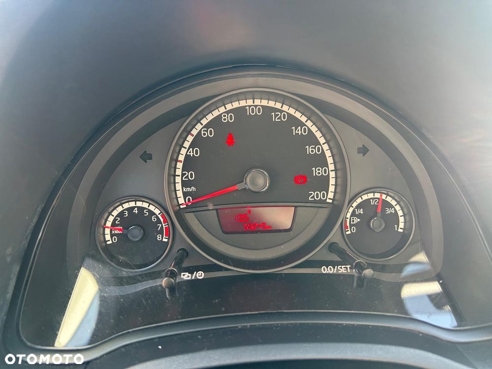 Volkswagen up! beats - 17