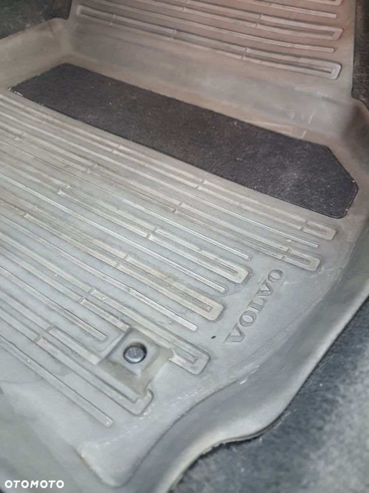 Volvo XC 70 D5 AWD Momentum - 17