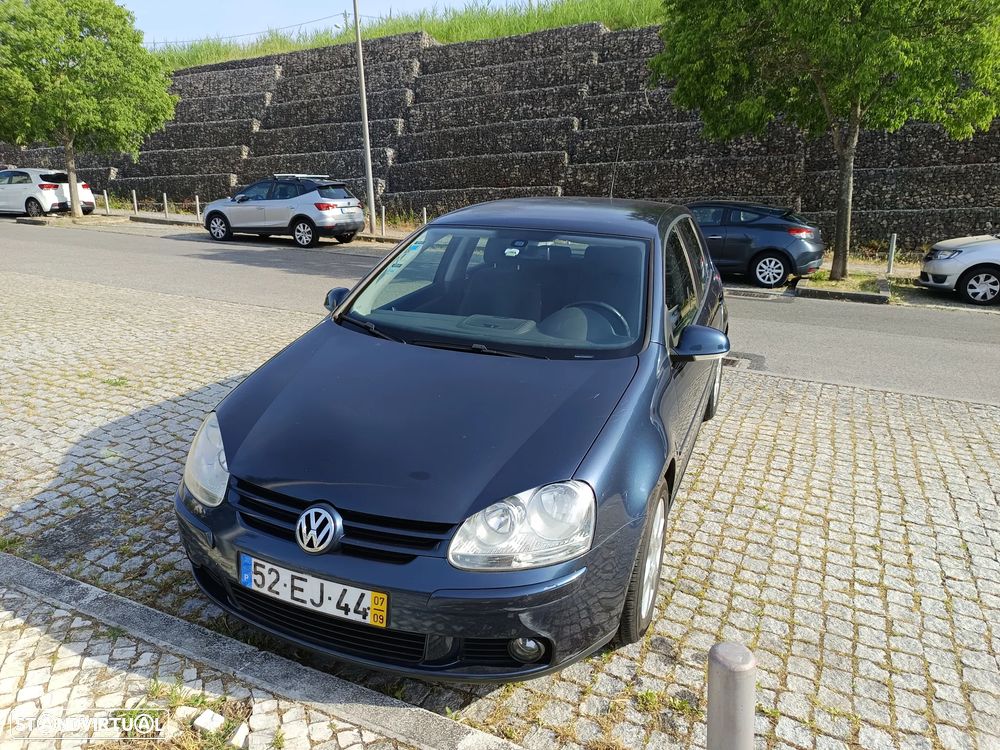 VW Golf 1.9 TDi Confortline DSG 7V - 20
