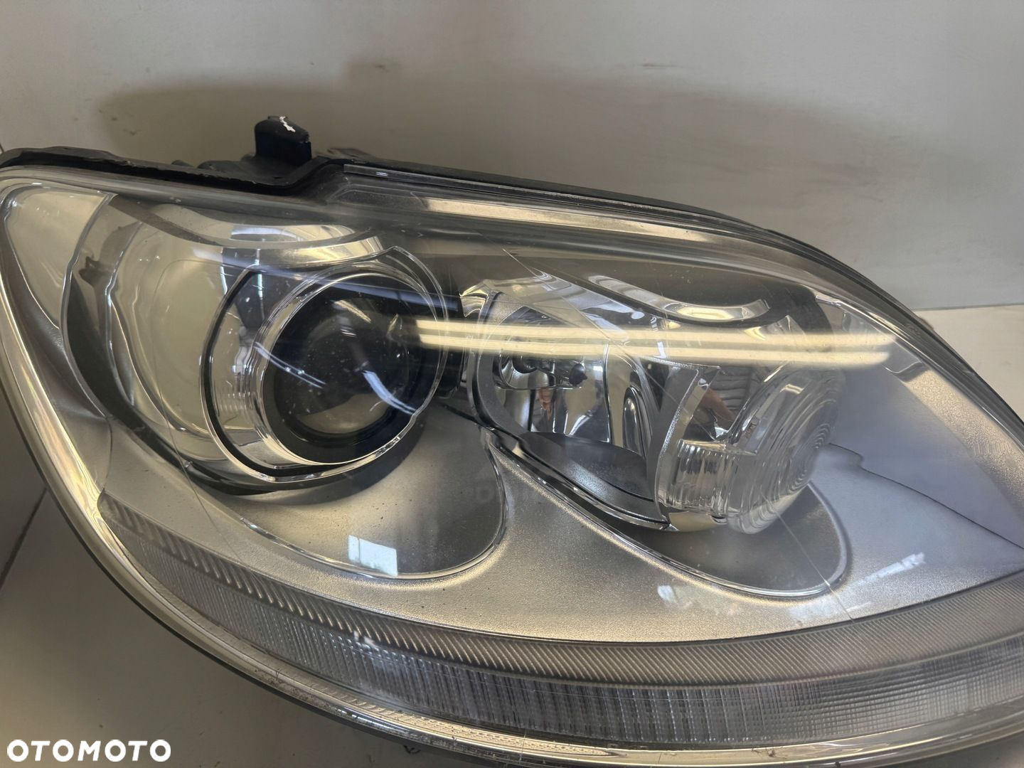 VW GOLF V PLUS LAMPA PRAWY PRZÓD XENON 5M1941754A - 3