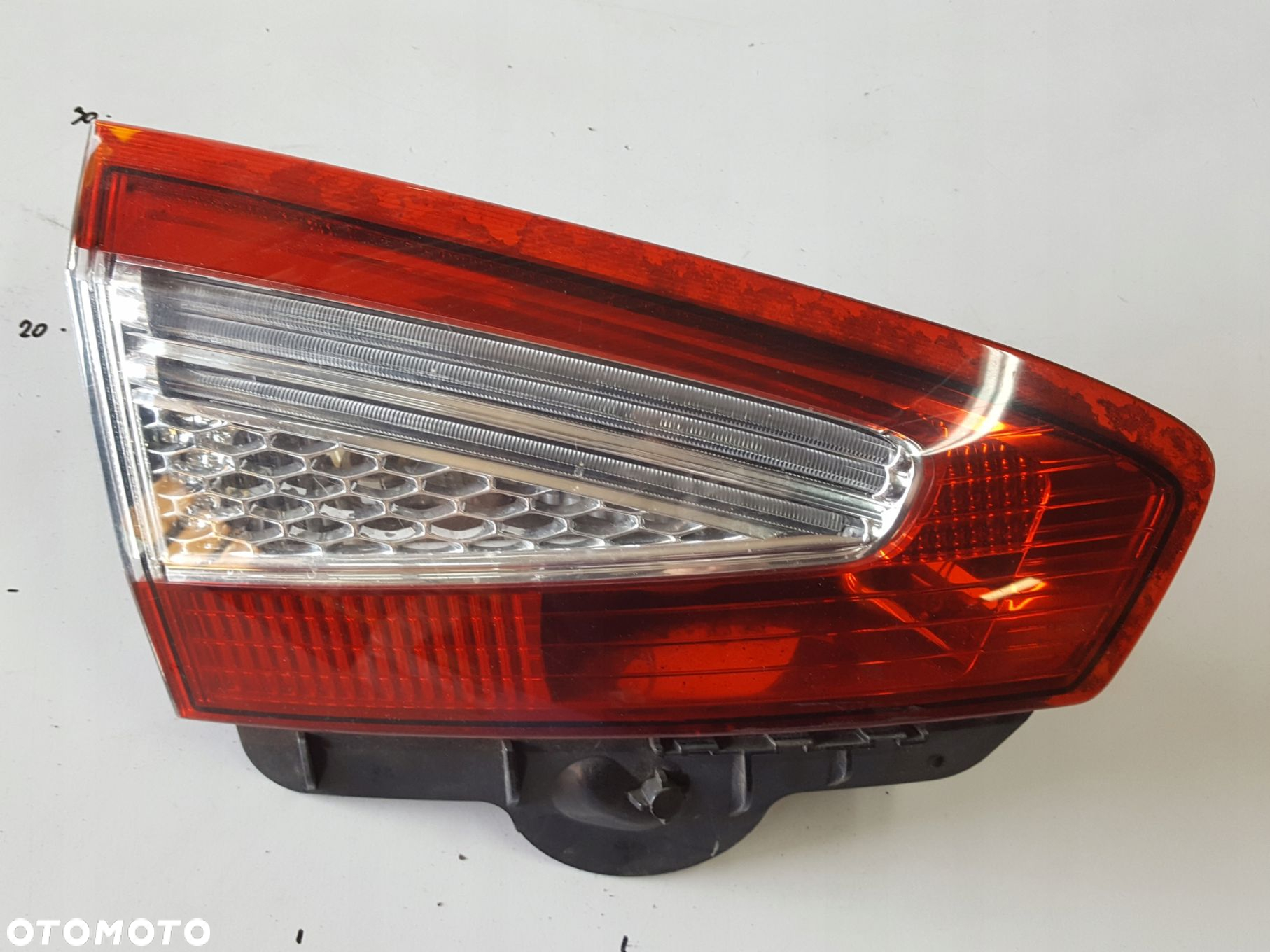 FORD MONDEO MK4 LIFT 10-14r KOMBI LAMPA KLAPY LEWA TYŁ - 3