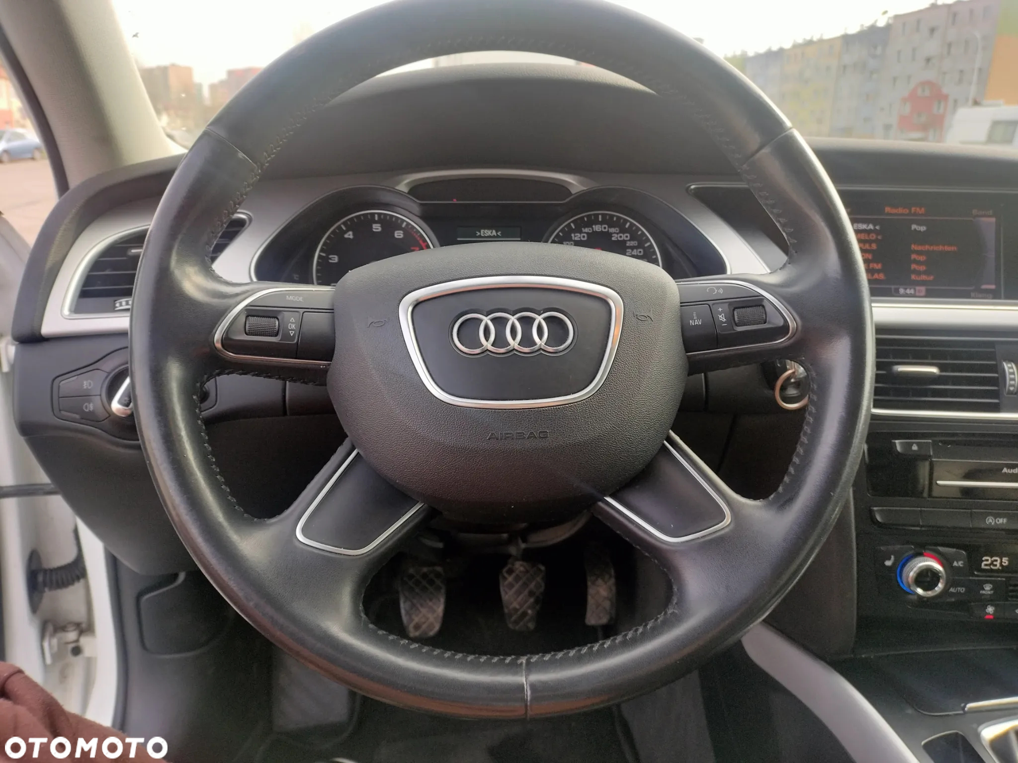 Audi A4 Avant 1.8 TFSI S line Sportpaket - 2