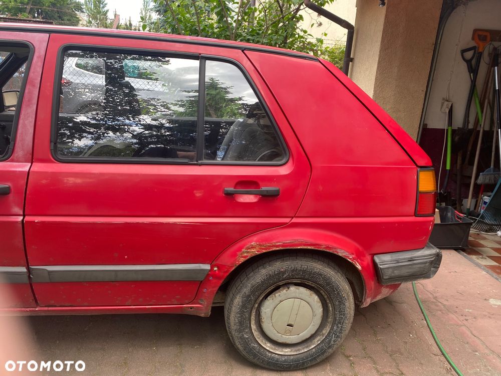 Volkswagen Golf 1.6 CL - 5