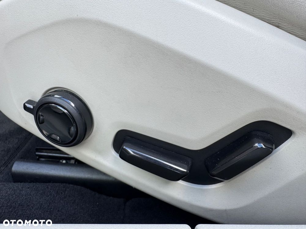 Volvo S90 - 14