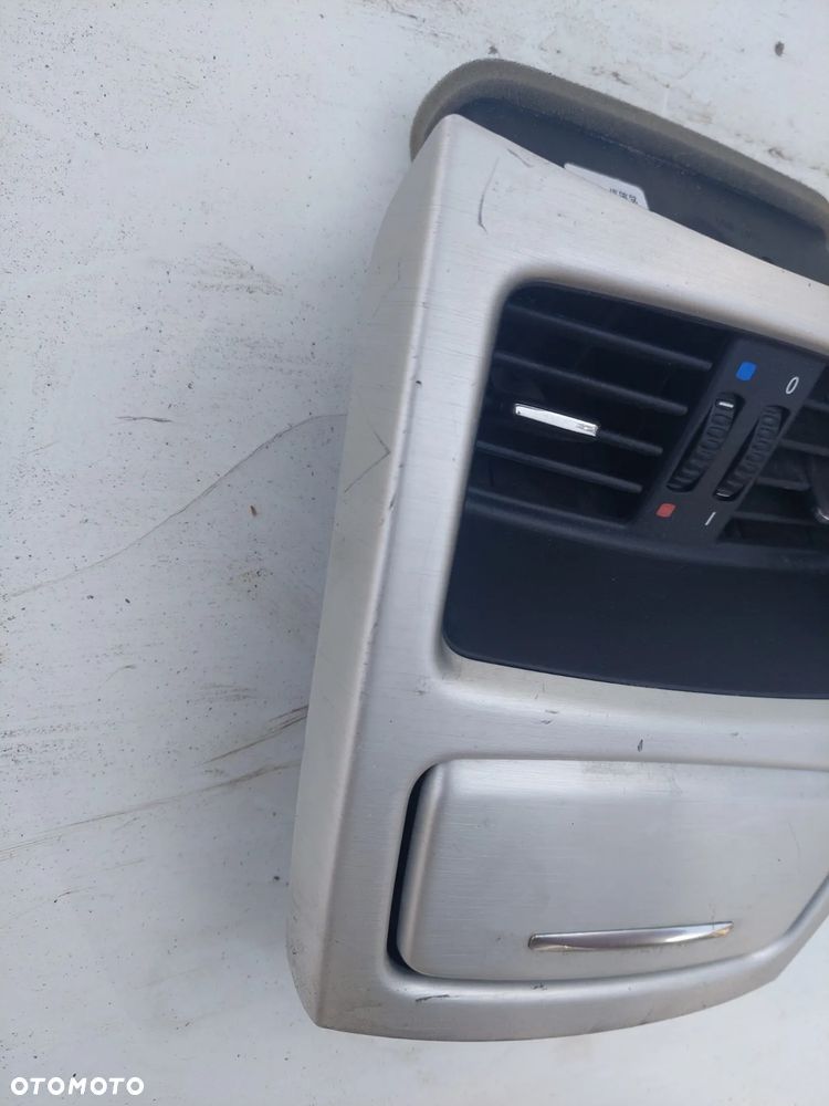 BMW E92 Kratka nawiewu tył tylna - 2