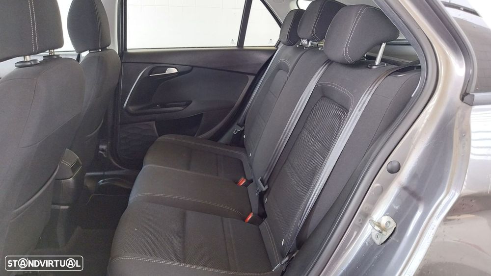 Fiat Tipo Station Wagon 1.3 M-Jet Lounge - 14