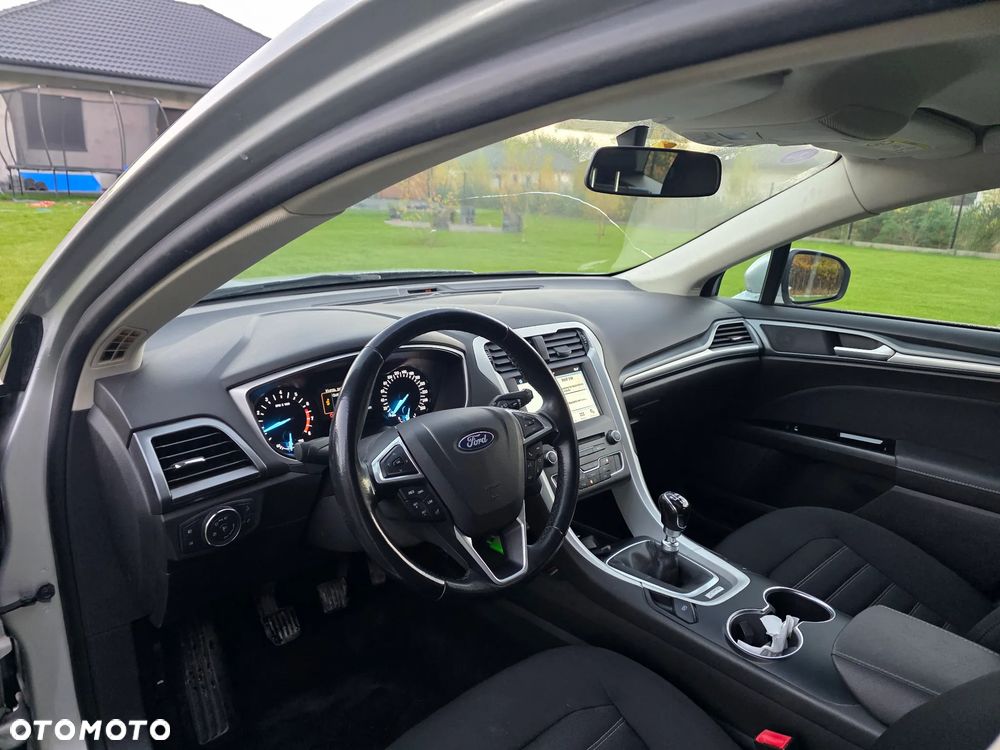 Ford Mondeo - 13