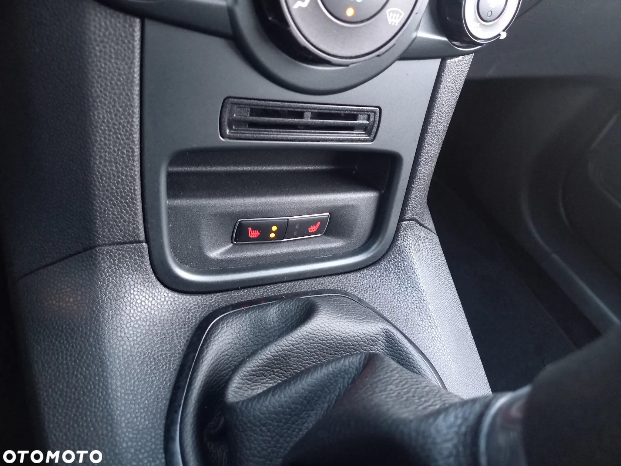 Ford Fiesta 1.0 Ambiente - 26