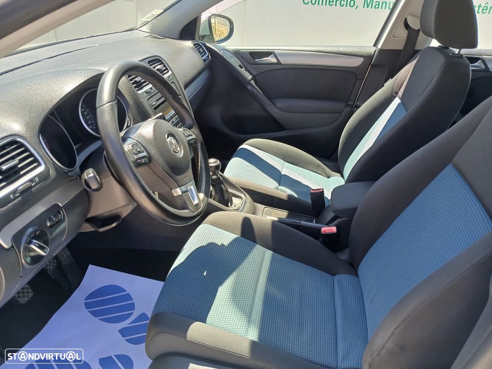 VW Golf 1.6 TDi Trendline BlueMotion - 14
