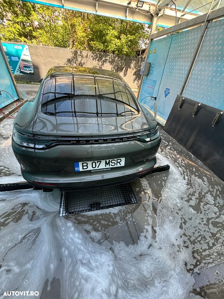 Porsche Panamera 4 - 6