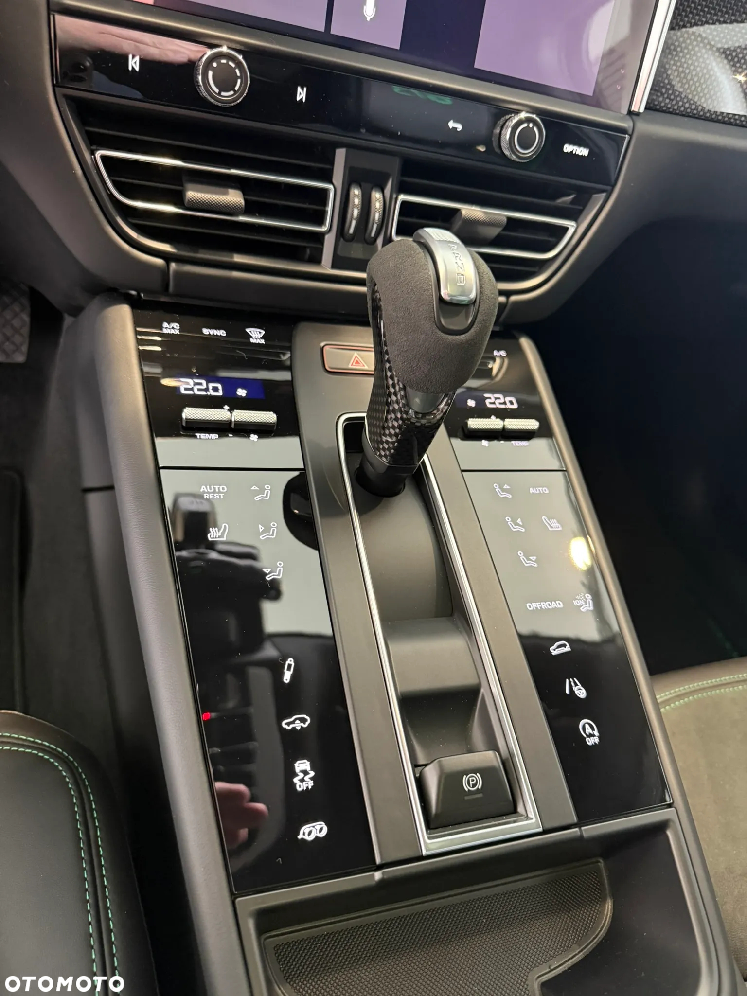 Porsche Macan GTS - 27