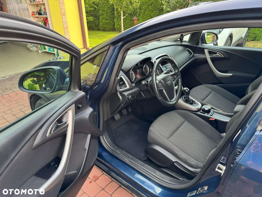 Opel Astra 1.6 - 10