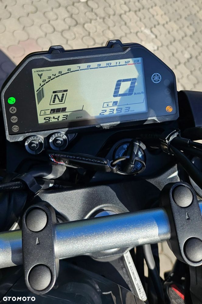 Yamaha MT - 16