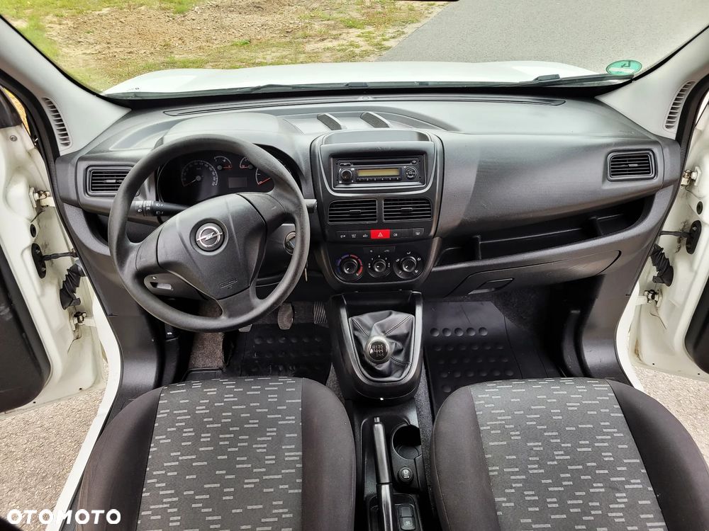 Opel Combo - 16