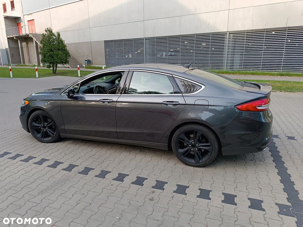 Ford Fusion - 9